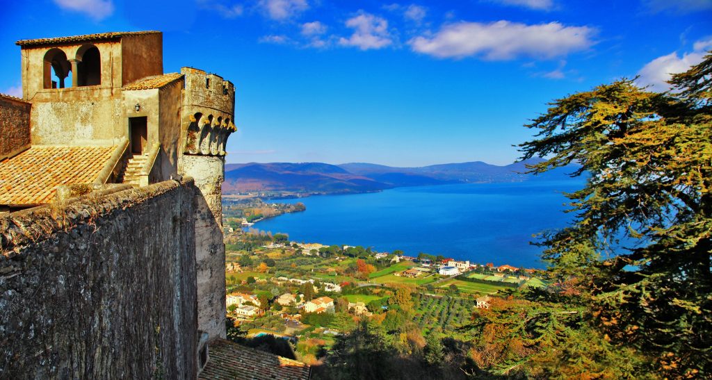 Discover lake Bracciano