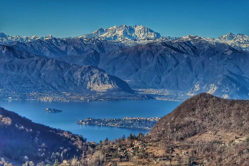 Lakes in Italy - Discover lake Maggiore