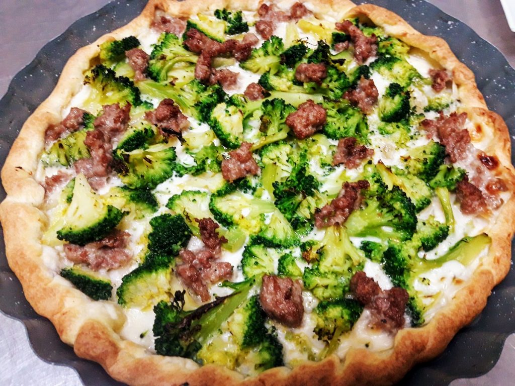 Pizza Salsiccia e Broccoli