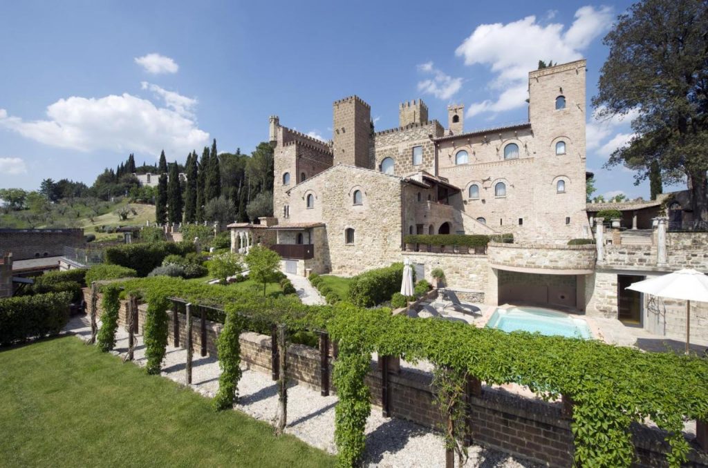 best hotels in perugia Castello di Monterone