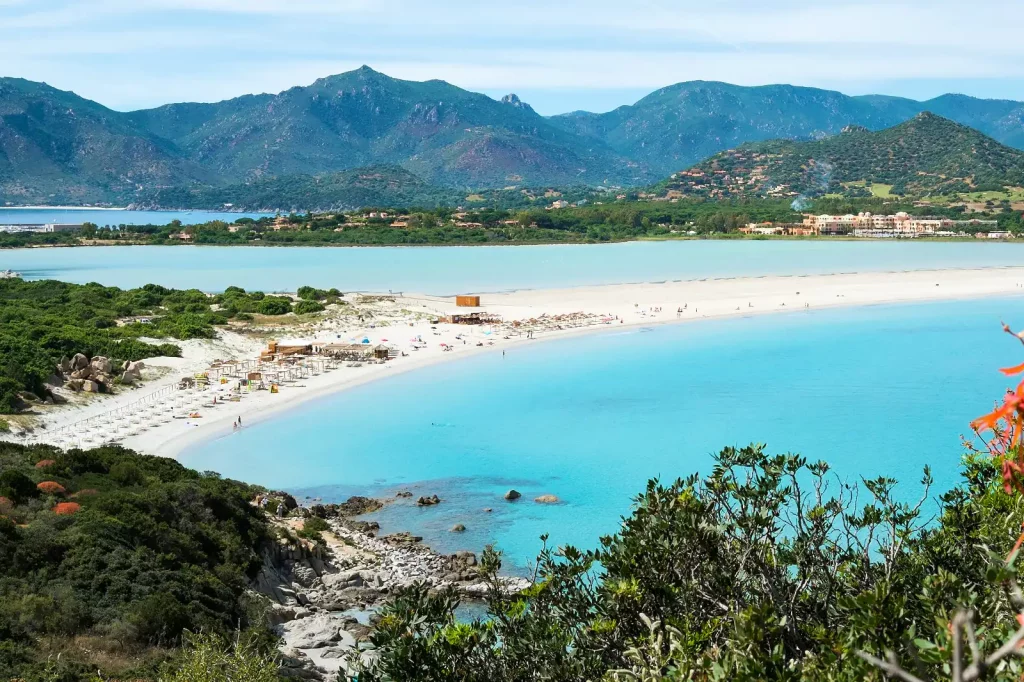 ✅ Best Italian Beaches 2022 - From Liguria to Sardinia; from Calabria to Puglia, passing through Tuscany and making a trip to Campania